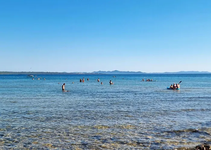 Erdgeschoss-ferienwohnung Mit Garten Und Pool By Interhome Апартаменты *