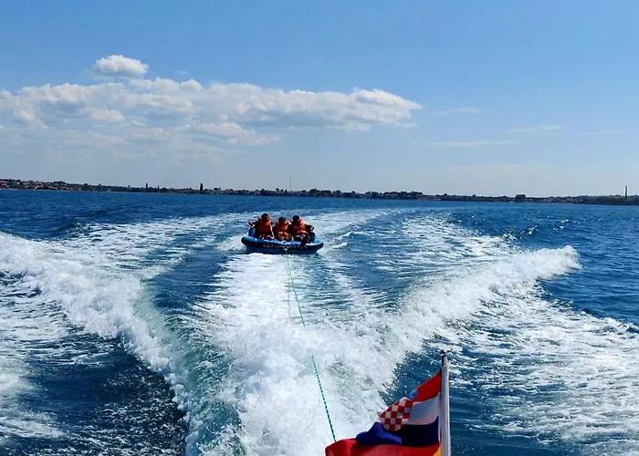 Erdgeschoss-ferienwohnung Mit Garten Und Pool By Interhome *