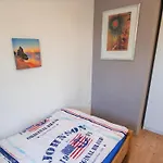 شقة Erdgeschoss-ferienwohnung Mit Garten Und Pool By Interhome *