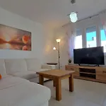 Erdgeschoss-ferienwohnung Mit Garten Und Pool By Interhome *