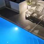 شقة Erdgeschoss-ferienwohnung Mit Garten Und Pool By Interhome *