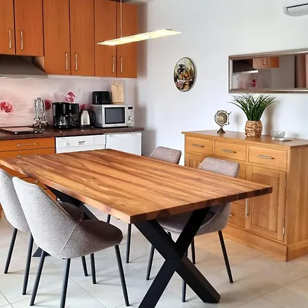 Erdgeschoss-ferienwohnung Mit Garten Und Pool By Interhome Daire Privlaka (Zadar)