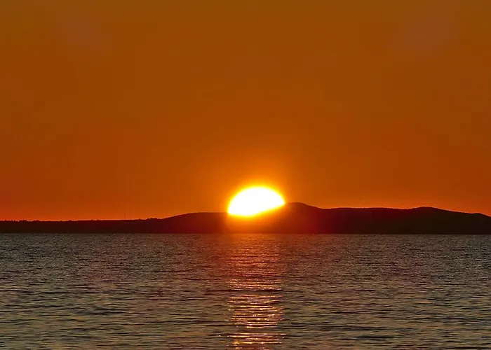 Erdgeschoss-ferienwohnung Mit Garten Und Pool By Interhome Privlaka (Zadar)